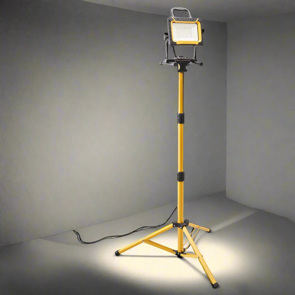 110V Safety Sitelight with Tripod & Battery Backup